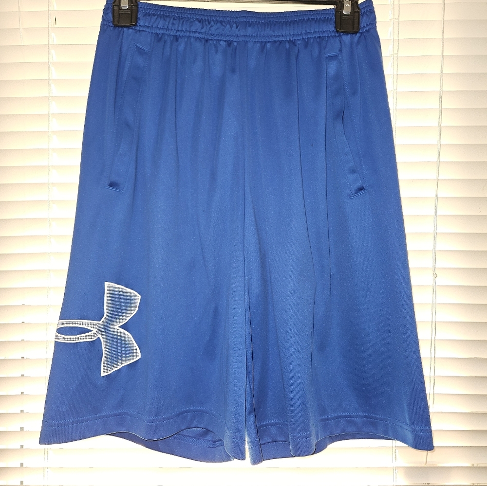 Mens Medium Under Armour Athletic Shorts